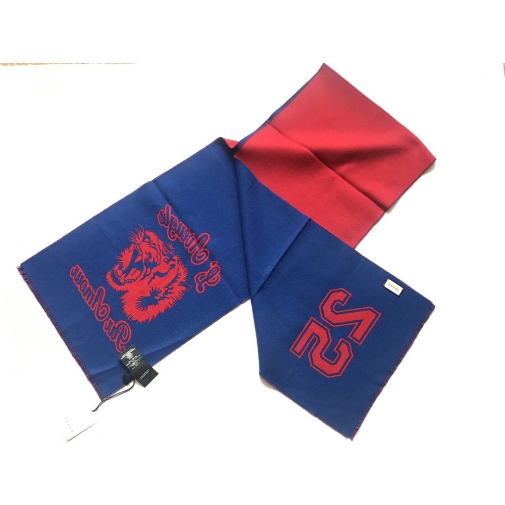 Gucci Blue and Red Graphic Scarf - Picture 5 of 12